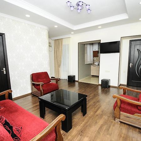 Elegant Modern Apartment Tbilisi Bagian luar foto