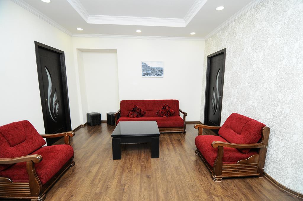 Elegant Modern Apartment Tbilisi Bagian luar foto